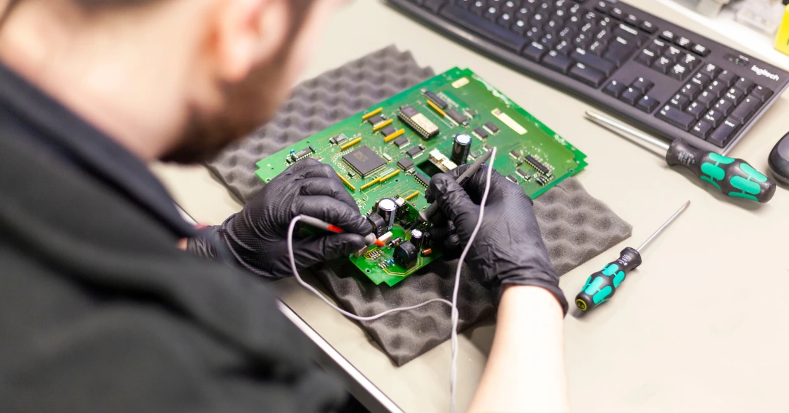 repair-electronics-industrial-rgb-elektronika